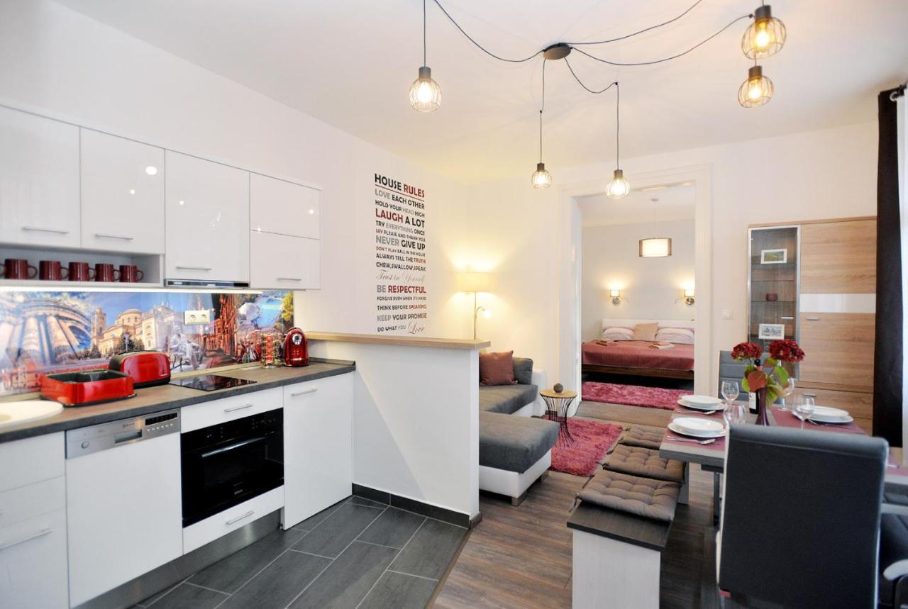 Nobilis Apartman Eger Esterno foto