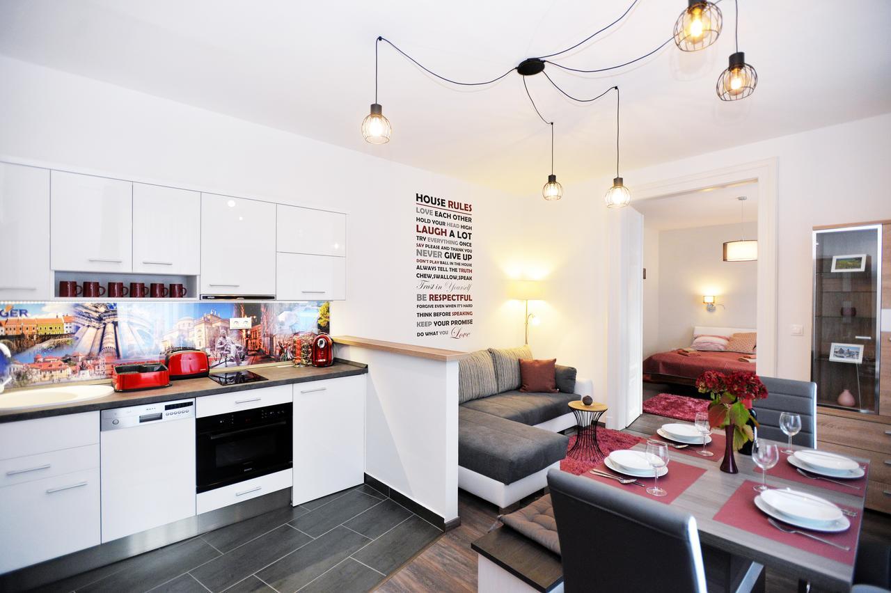 Nobilis Apartman Eger Esterno foto
